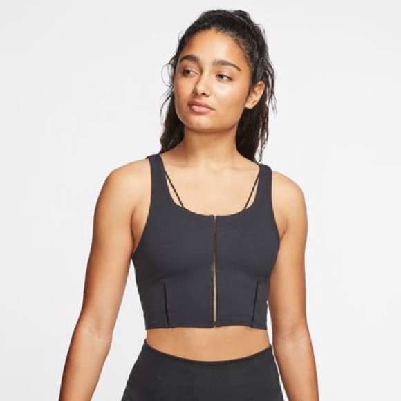 nike yoga tops